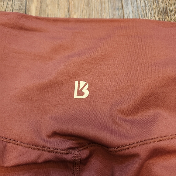 BuffBunny Leggings - Picture 5 of 5